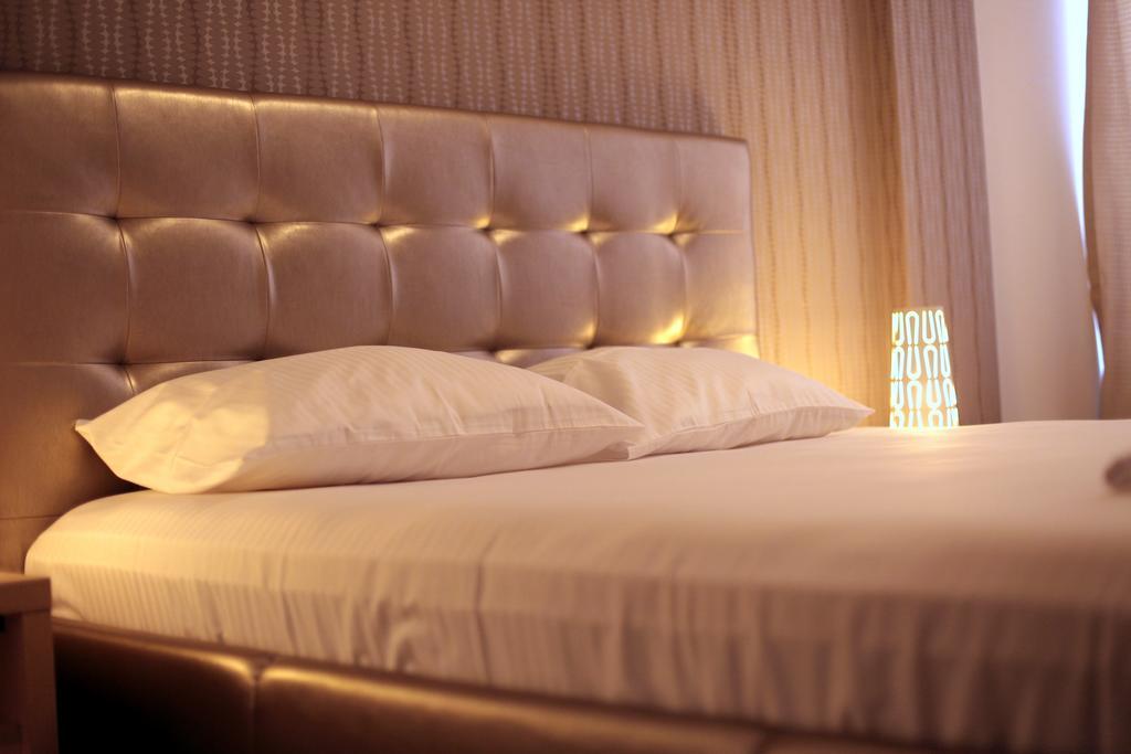 Hotel Hypnotique à Năvodari Extérieur photo