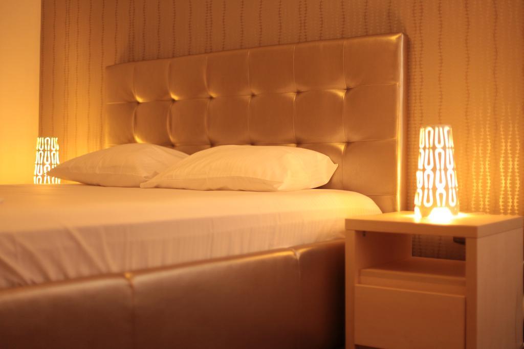 Hotel Hypnotique à Năvodari Extérieur photo
