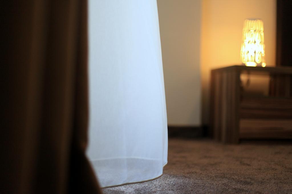 Hotel Hypnotique à Năvodari Extérieur photo